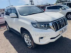 Toyota Land Cruiser Prado 2.7 2018 White