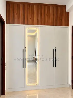 Closets/Wardropes