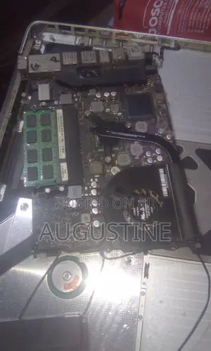 Laptop Apple MacBook 2012 4GB Intel Core i5 HDD 500GB