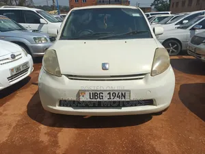 Toyota Passo 2005 Pearl