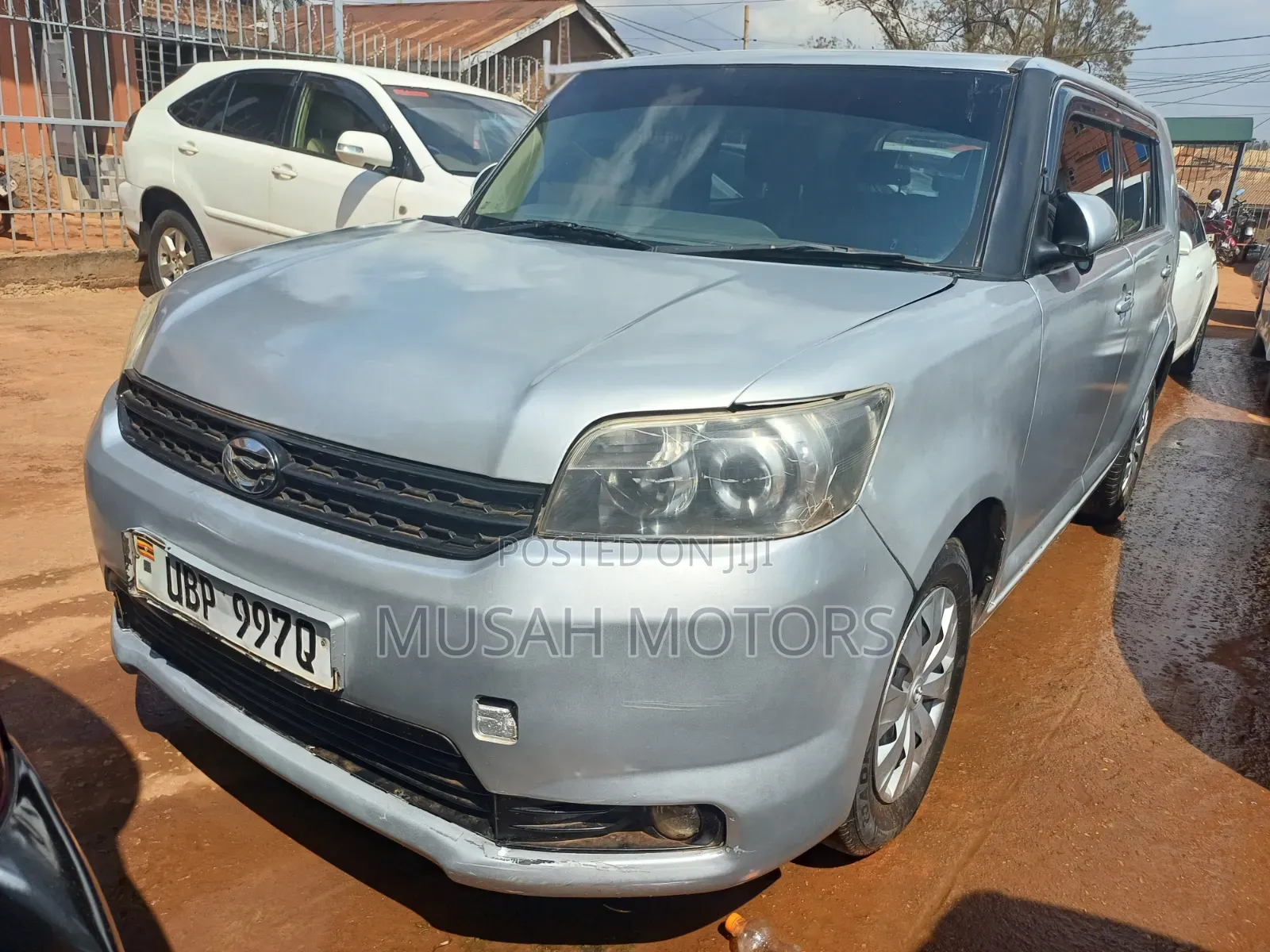 Toyota Corolla Rumion 2010 Silver