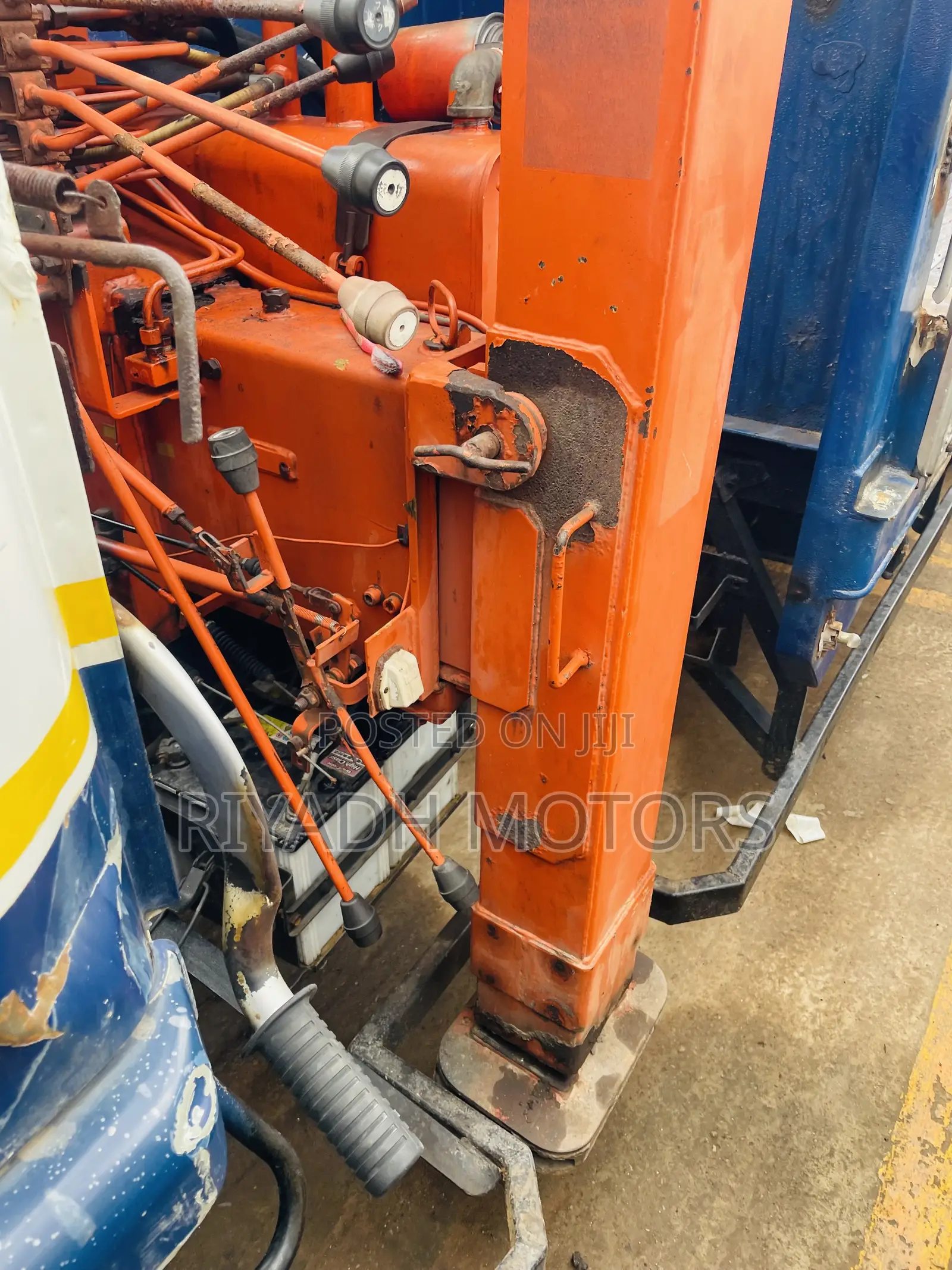 Isuzu 6BG1 Self Loader