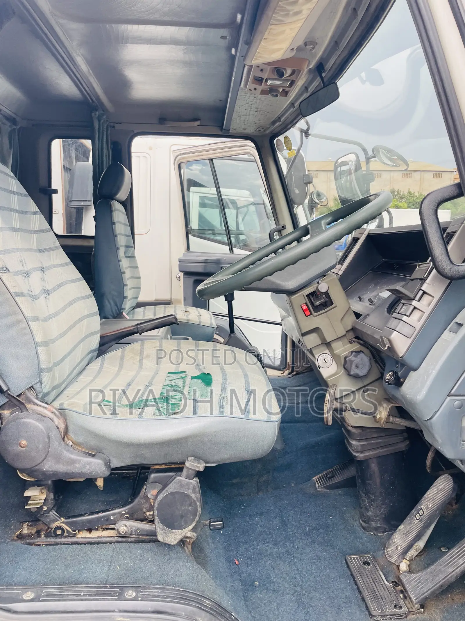 Isuzu 6BG1 Self Loader