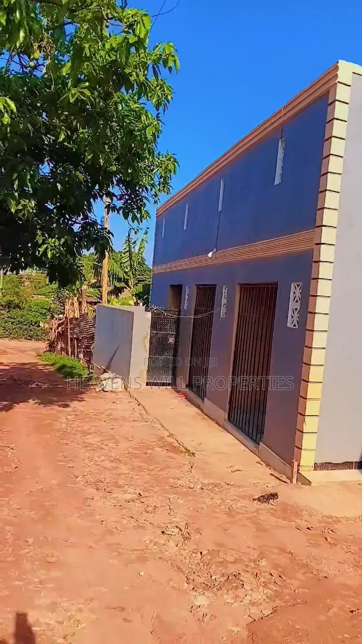 Studio Apartment in 8 Singles + 1Double, Division A for sale