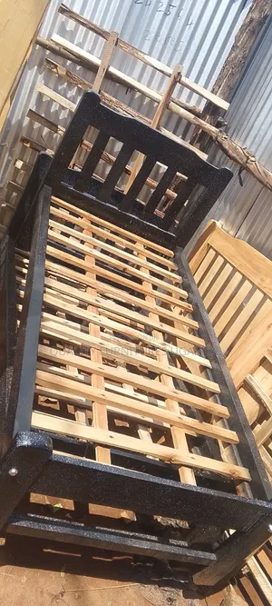 3x6 Black Budget Bed