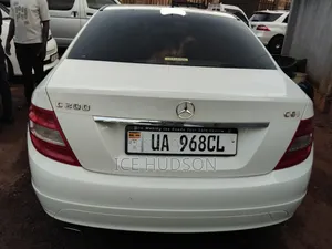 Mercedes-Benz C200 2015 White