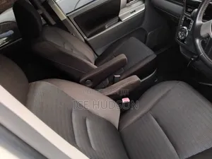 Toyota Voxy 2014 White