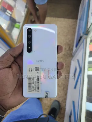 Sharp Aquos R5G 256 GB White