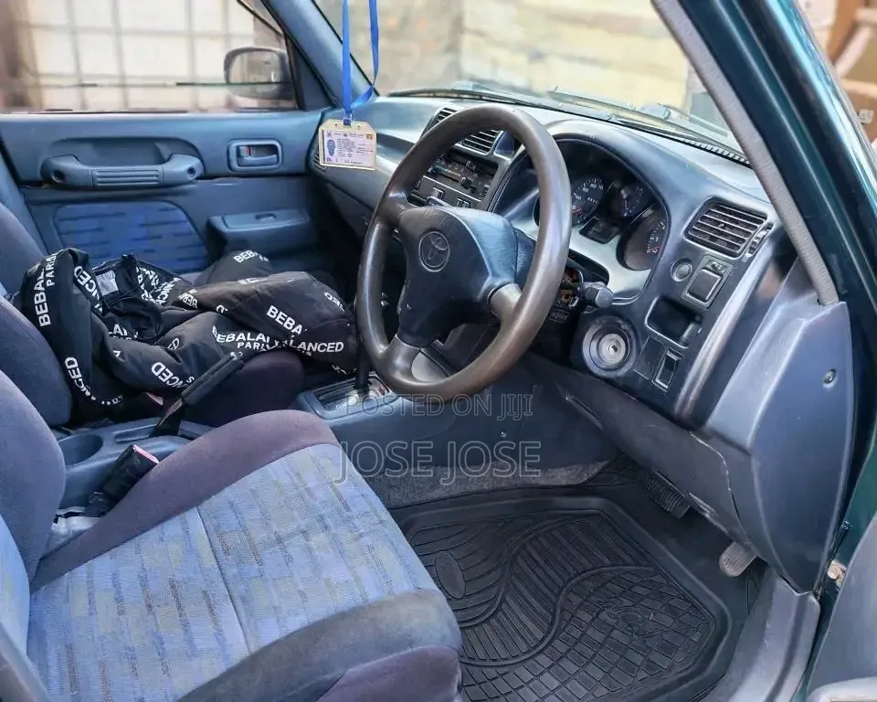 Toyota RAV4 2001 Green