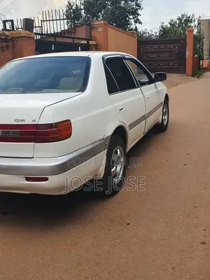 Toyota Premio 2001