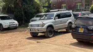 Toyota Land Cruiser Prado 3.0 D-4D 5dr 2000 Silver