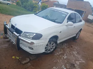 Nissan Bluebird 2011 Blue