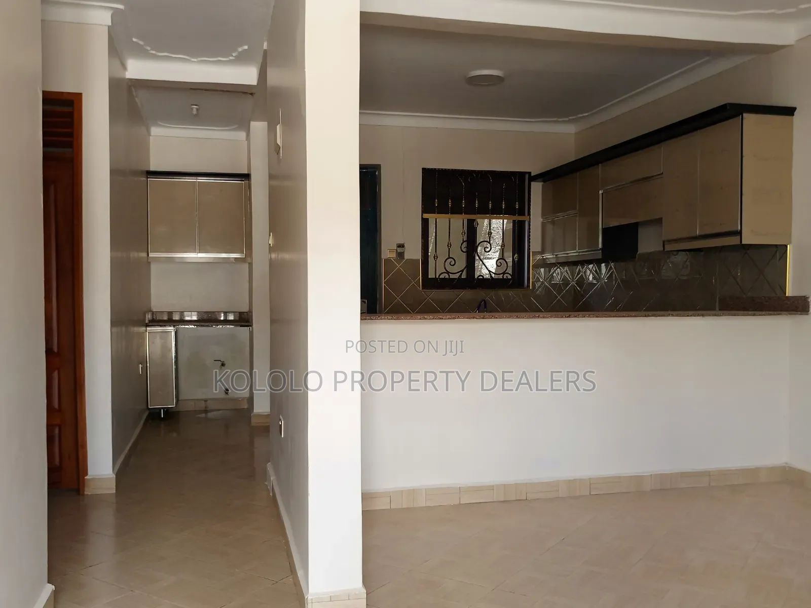 3bdrm Bungalow in Kyambogo, Central Division for sale