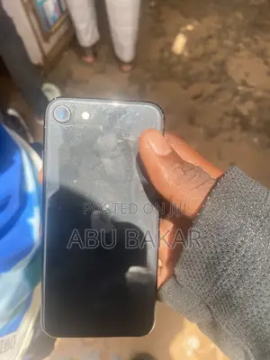Apple iPhone 7 32 GB Black
