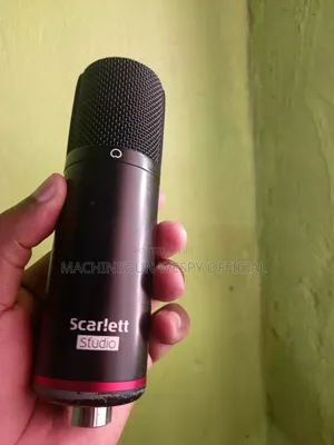 Focusrite Scalet Studio Microphone
