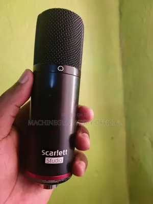 Focusrite Scalet Studio Microphone