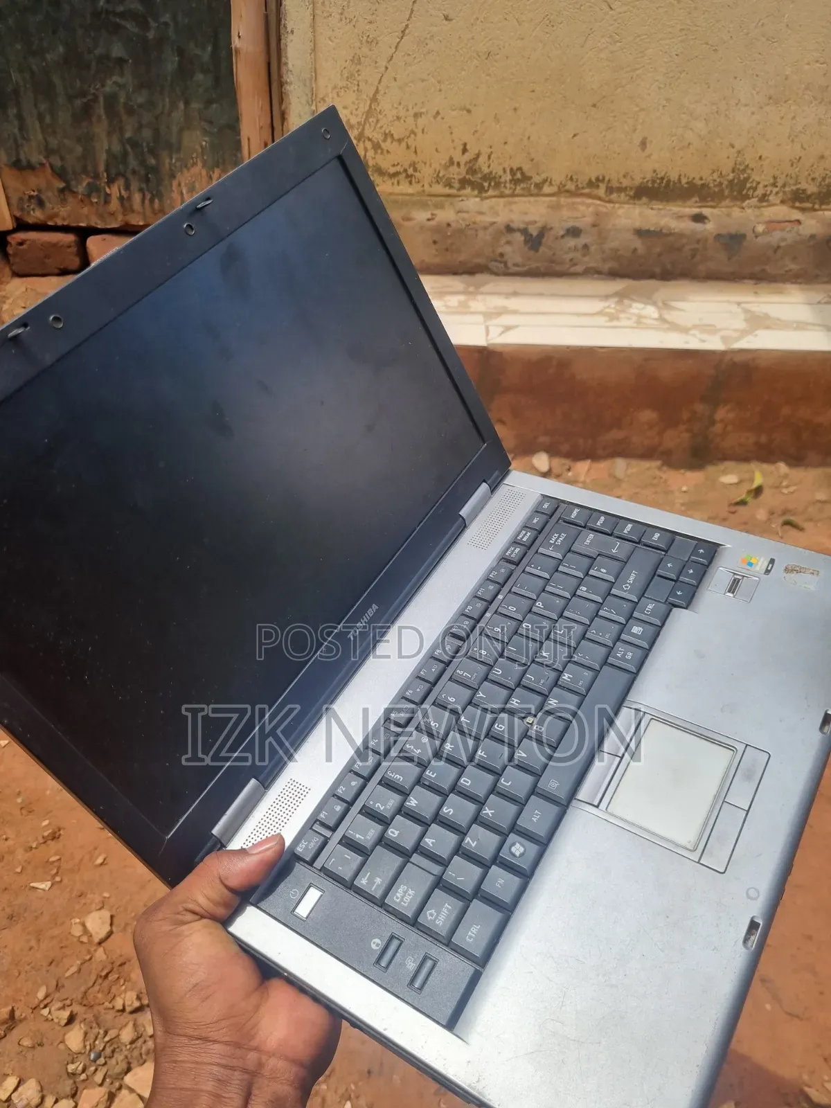 Laptop Toshiba C40 12GB Intel Core 5 HDD 256GB
