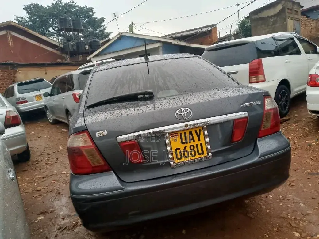Toyota Premio 2005