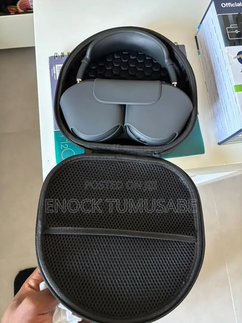 AirPods Pro Max 1st Gen
