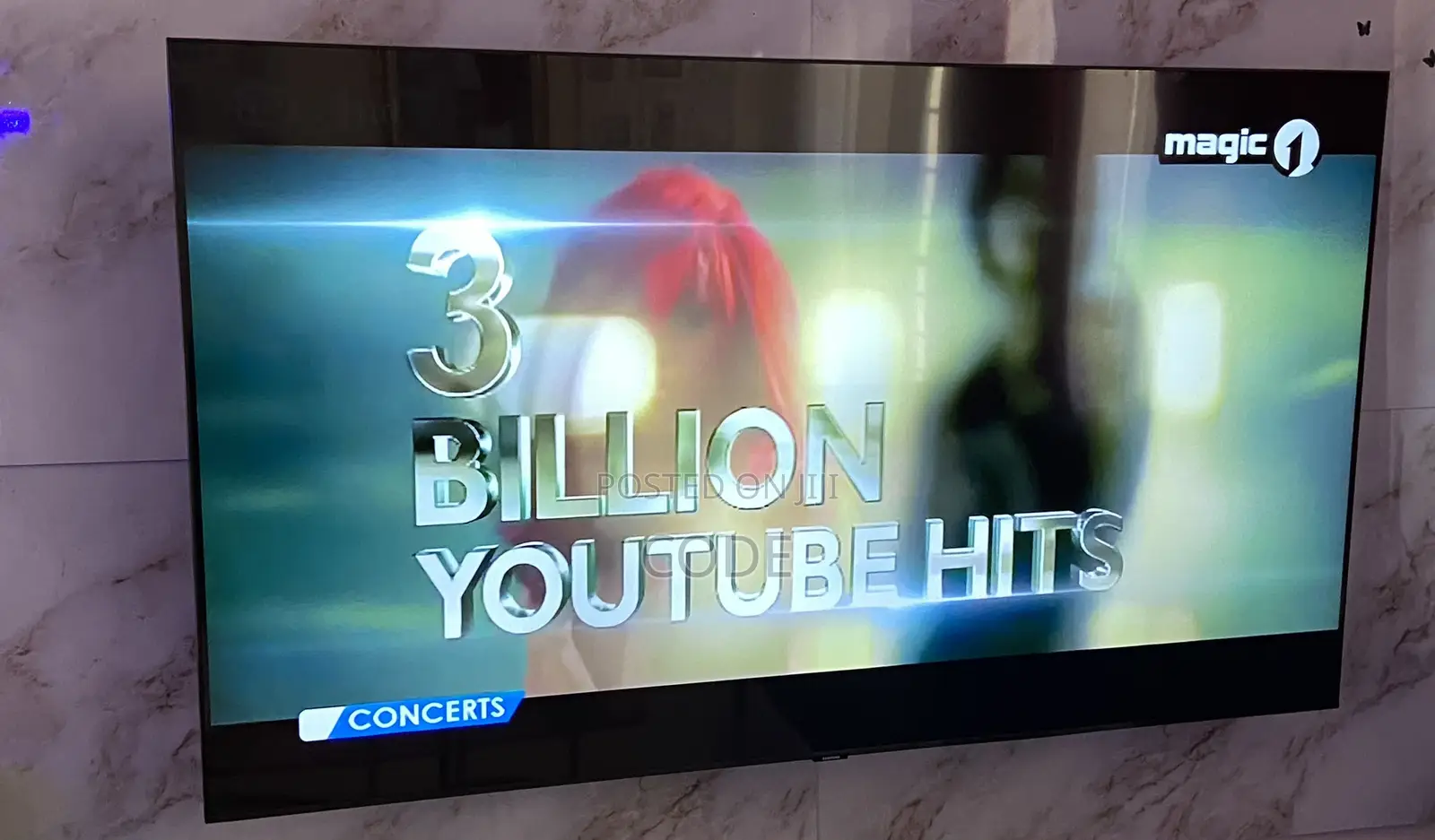Samsung 65"inches Crystal UHD 4K Smart TV