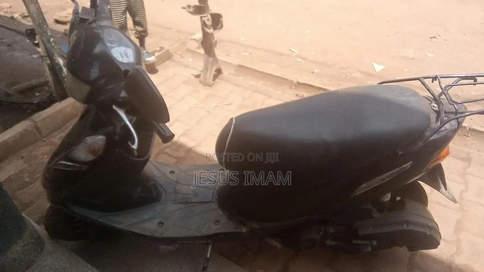 Suzuki 2008 Brown