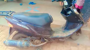 Suzuki 2008 Brown