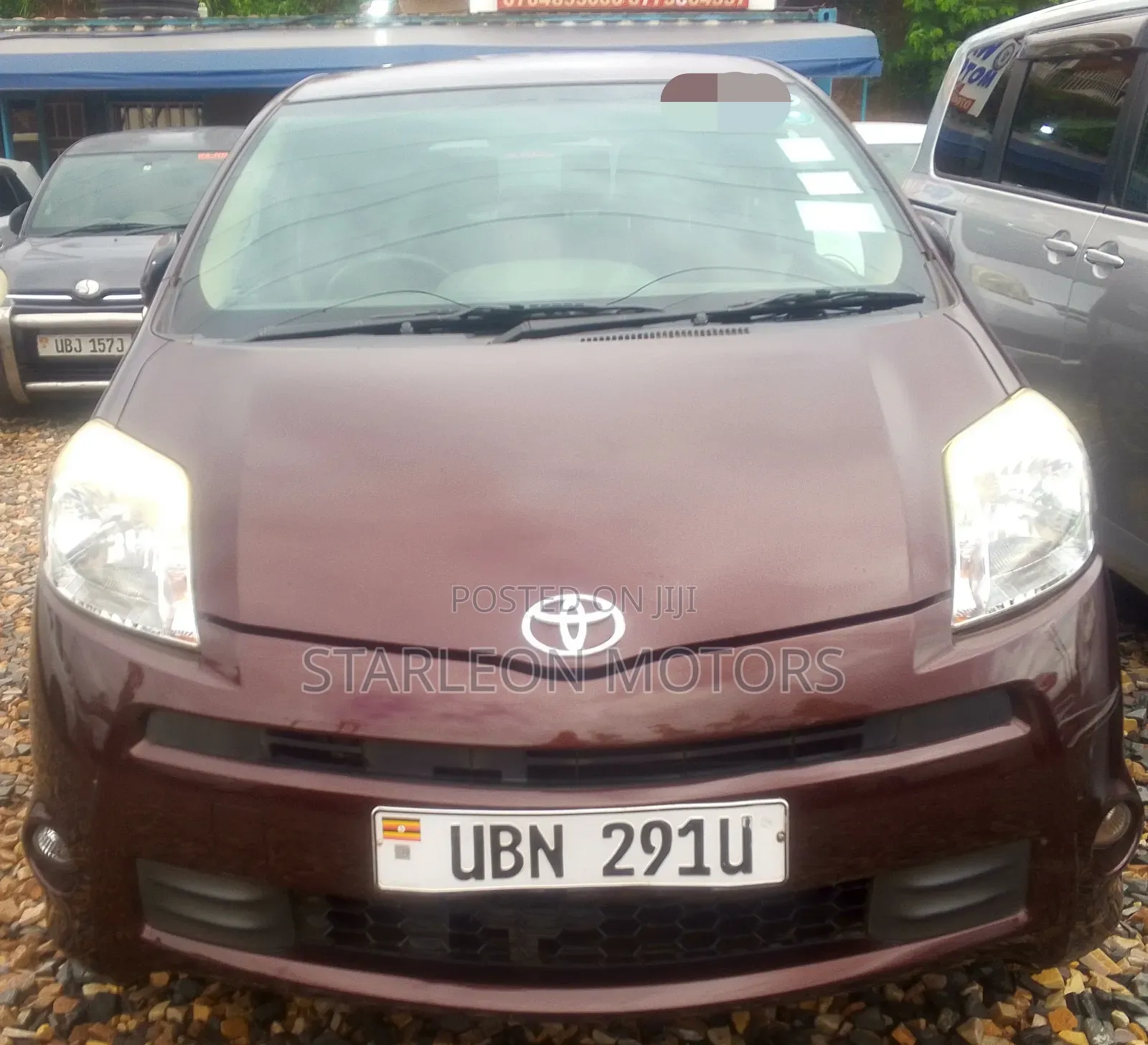 Toyota Passo Sette 2010 Maroon