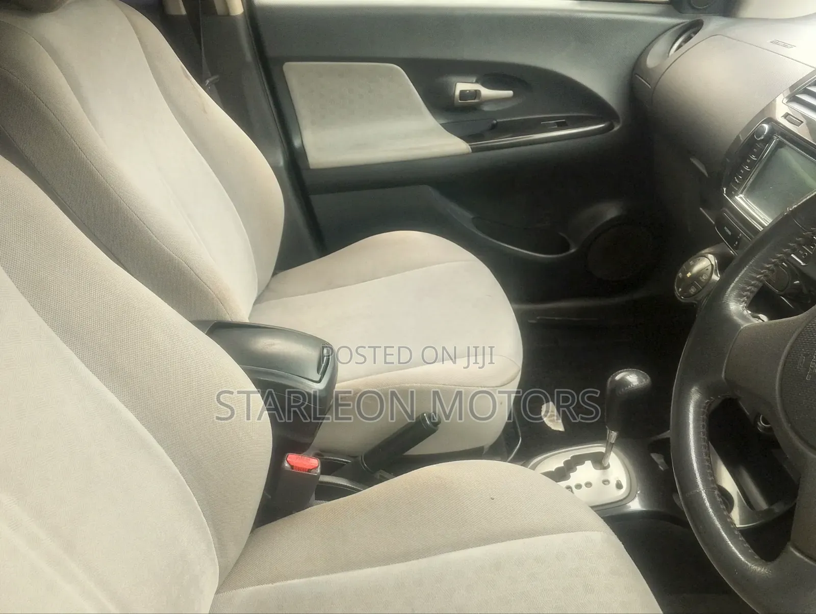 Toyota IST 2008 Silver