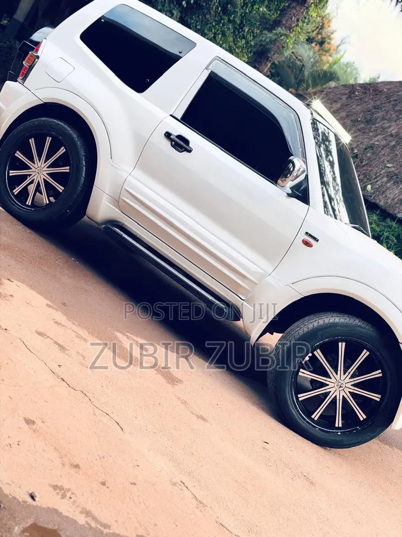 Mitsubishi Pajero 2007 White