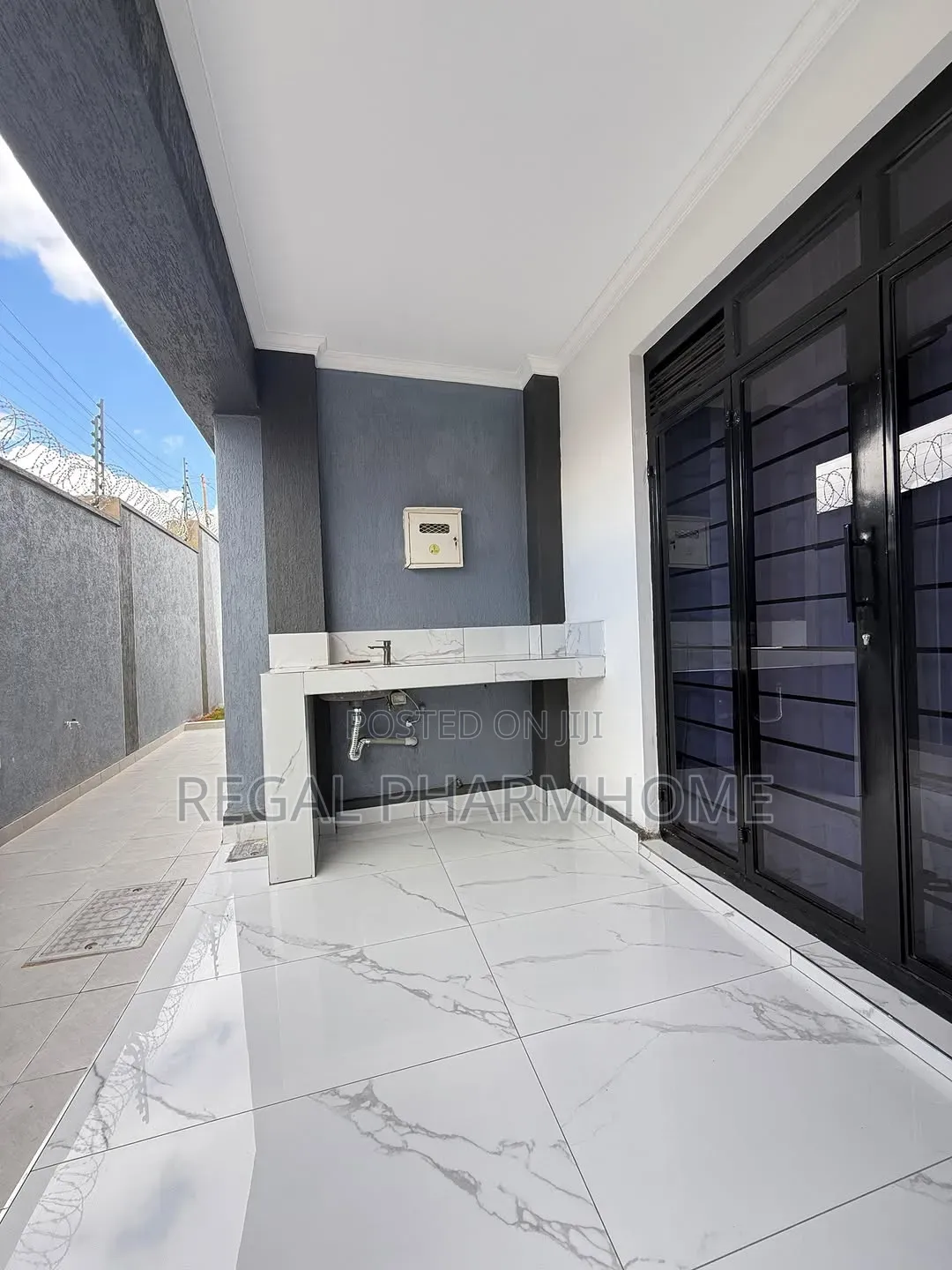 4bdrm Apartment in Akright, Central Division for rent