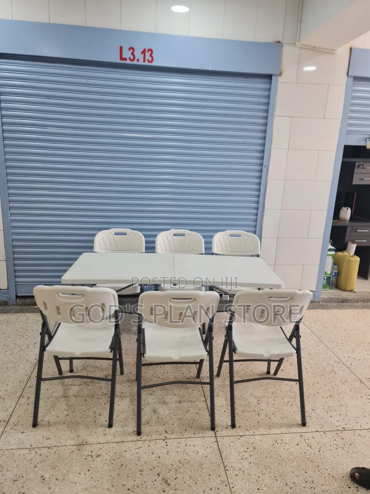 Portable Folding 6ft Table and Chairs Plastic Table and Chairs Set