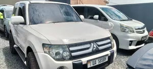 Mitsubishi Pajero 2007 White