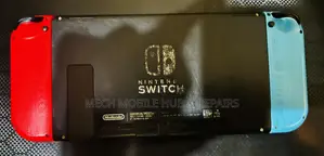 Chipped Used Nintendo Switch 256gb and 4 Games