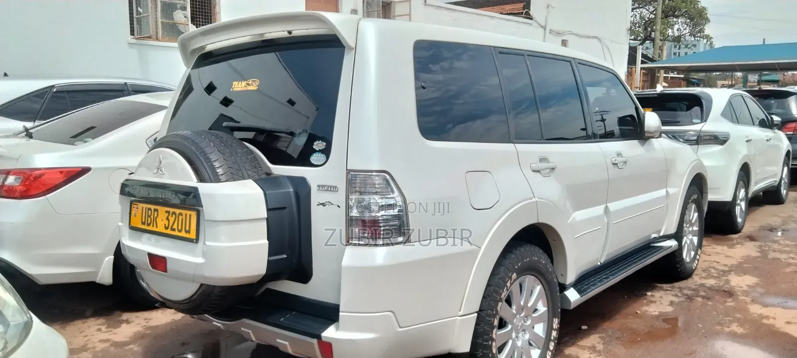 Mitsubishi Pajero 2010 White