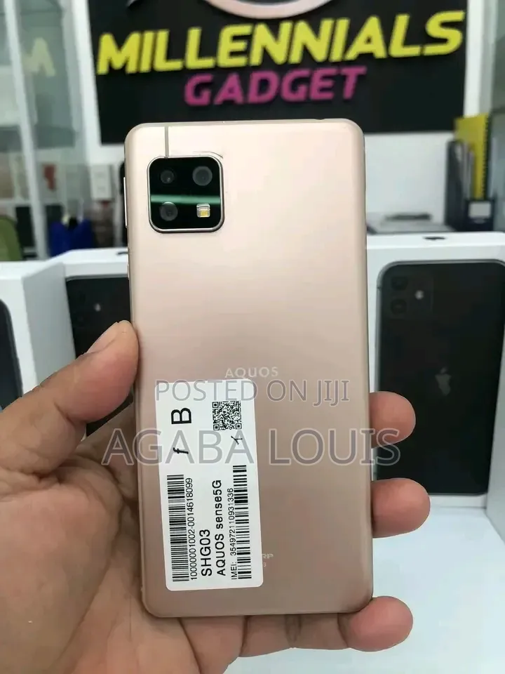 Sharp Aquos sense5G 64 GB Gold