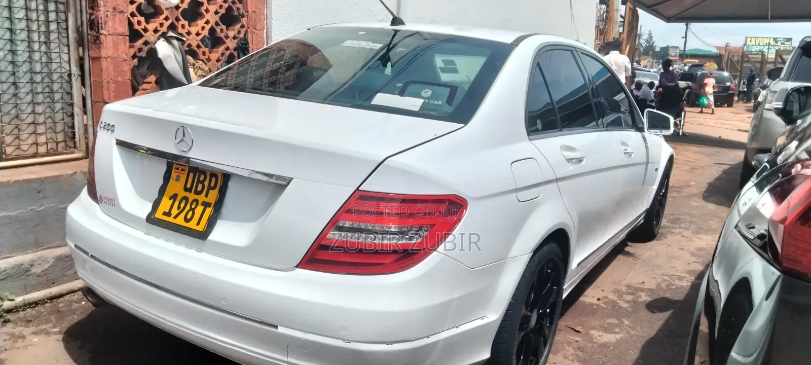 Mercedes-Benz C200 2011 White