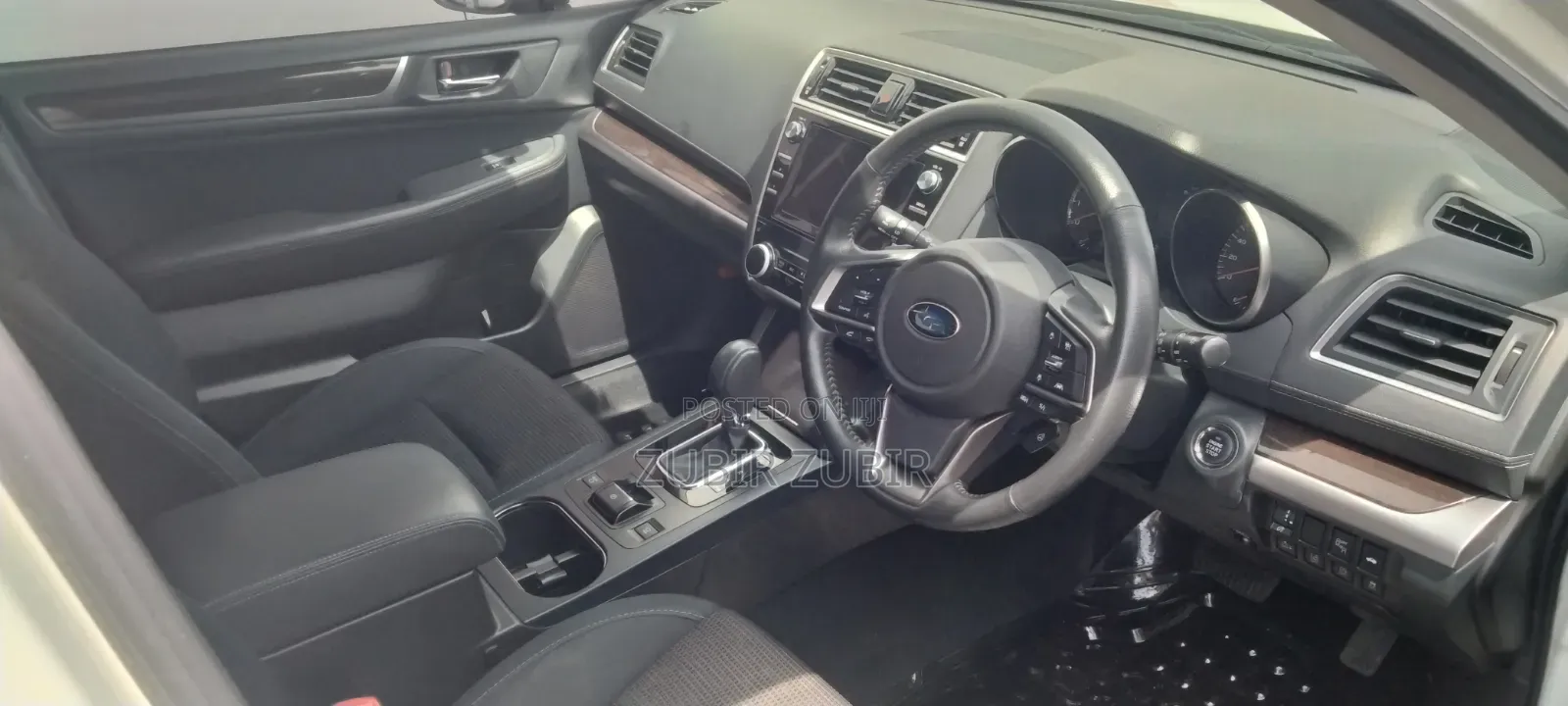 Subaru Legacy 2018 White
