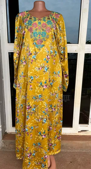 Second Hand Dresses