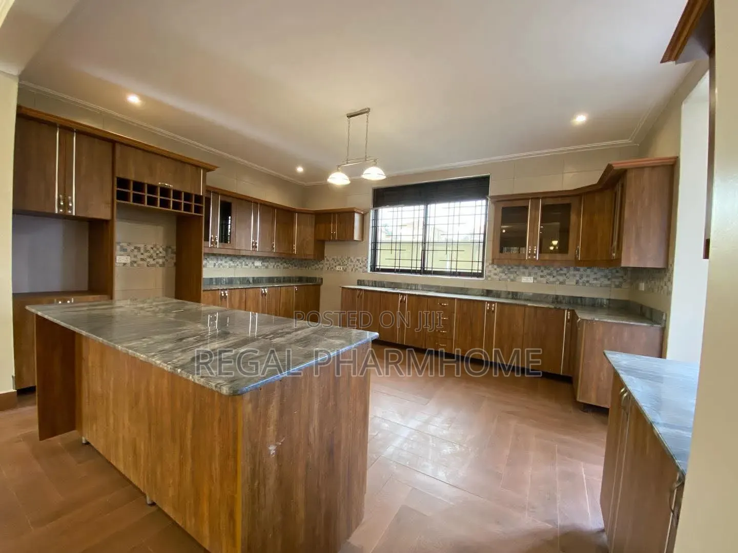 4bdrm Duplex in Akright, Central Division for rent