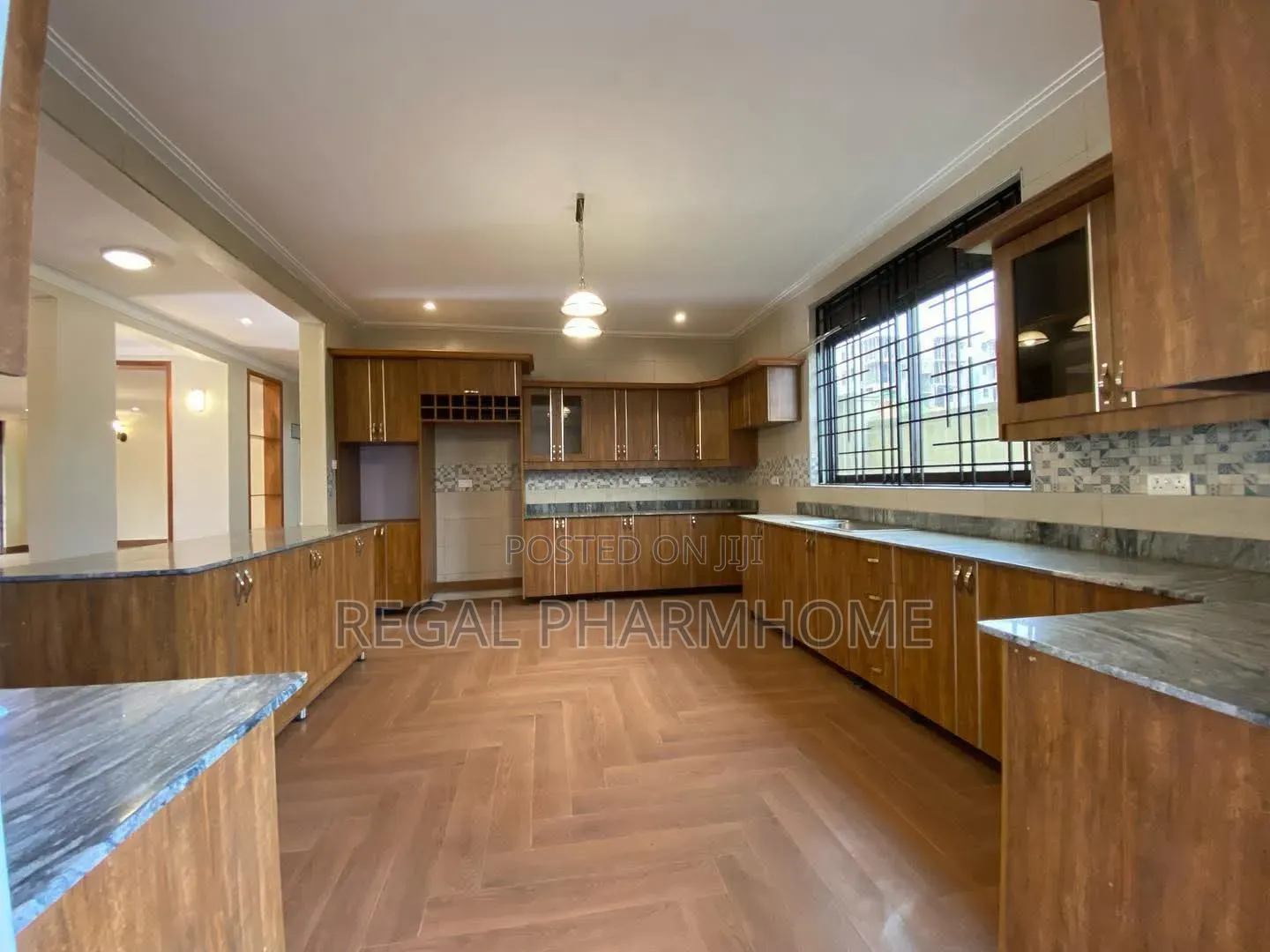 4bdrm Duplex in Akright, Central Division for rent