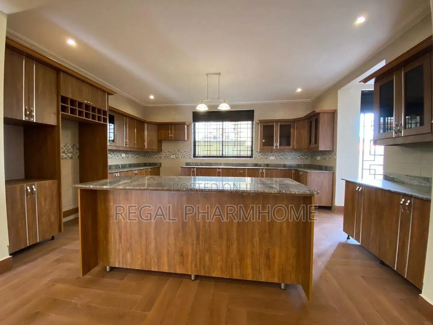 4bdrm Duplex in Akright, Central Division for rent