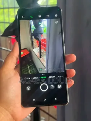 New Infinix Hot 40 Pro 256 GB Gold