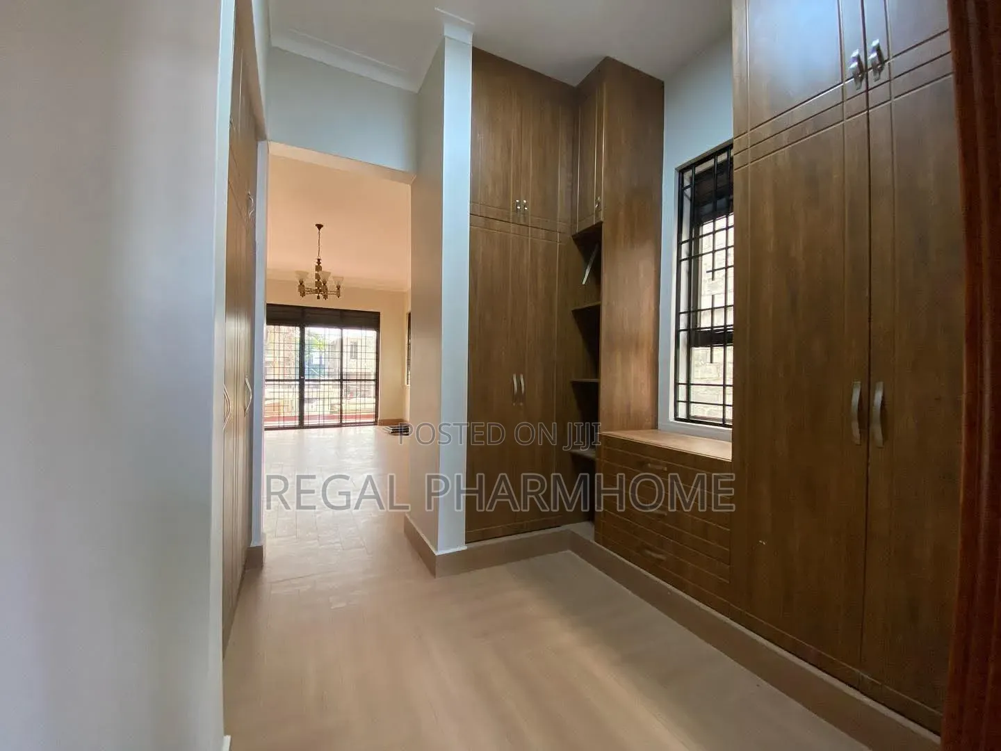 4bdrm Duplex in Akright, Central Division for rent