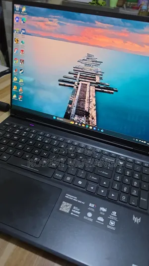 Laptop Acer Predator Helios 16 AI 32GB Intel Core Ultra 9 SSD 1T