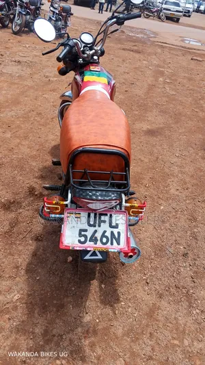 Bajaj Boxer 100 2023 Red