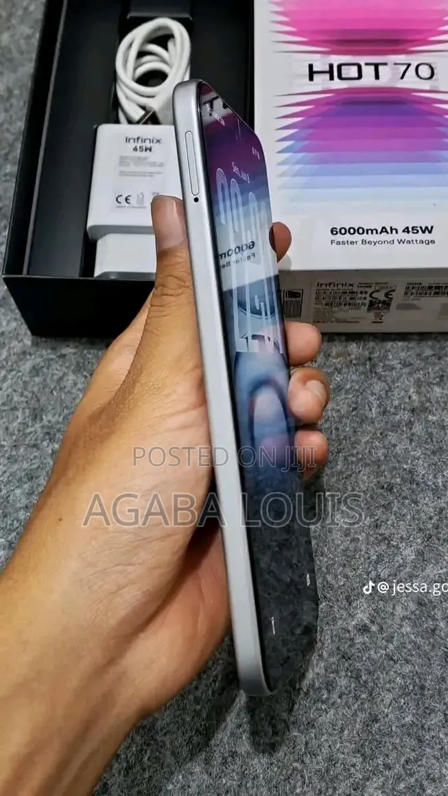 New Infinix Hot 70 128 GB Silver