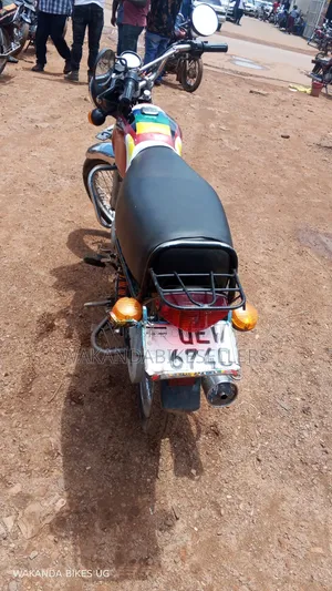 Bajaj Boxer 100 2019 Red