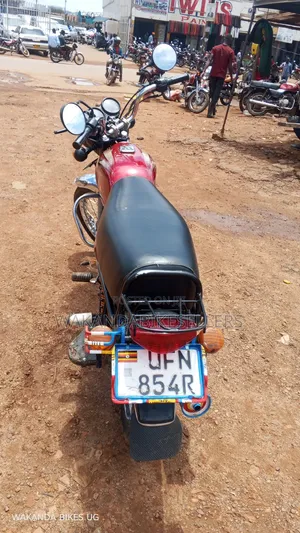 Bajaj Boxer 100 2023 Red
