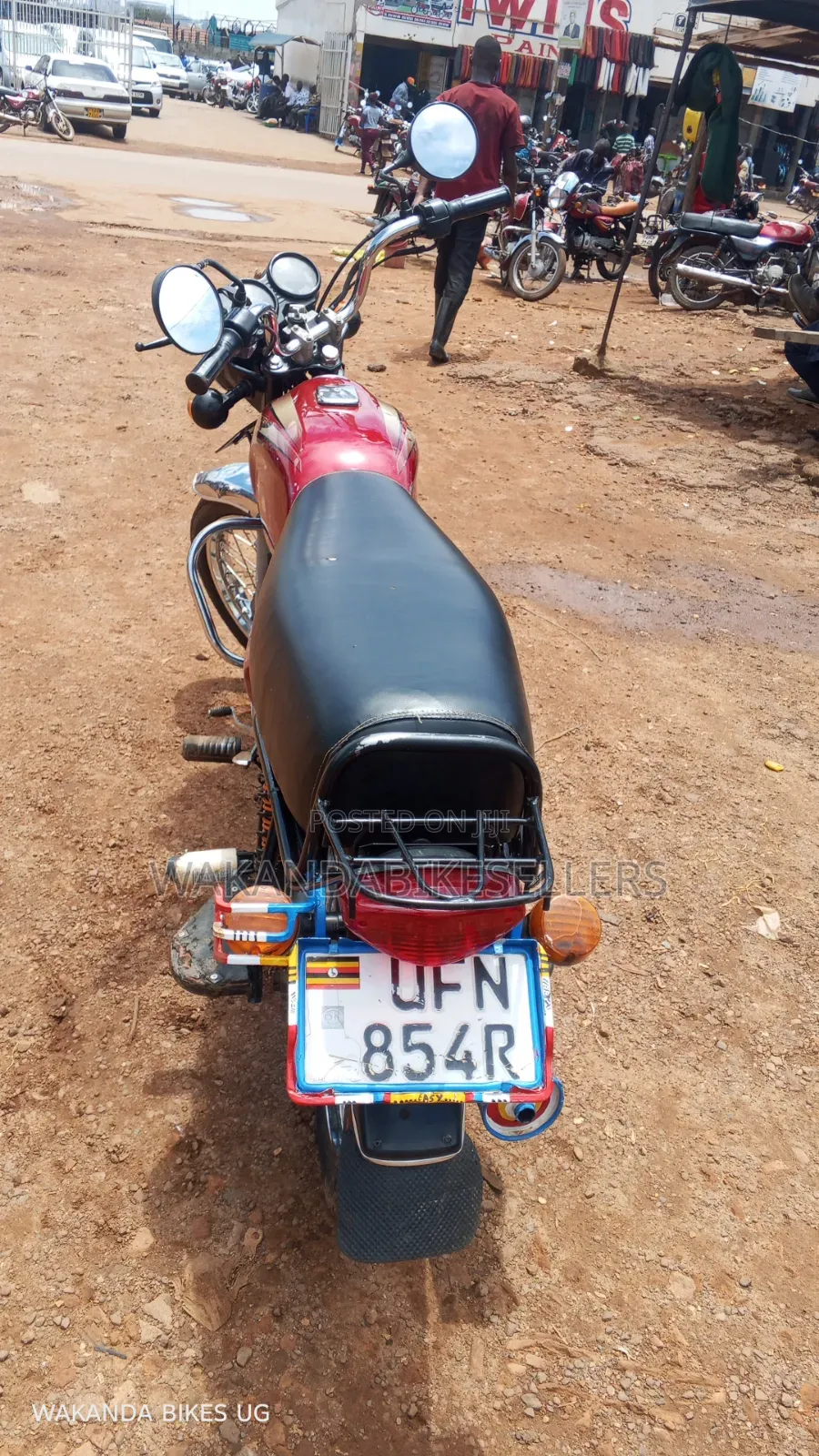 Bajaj Boxer 100 2023 Red