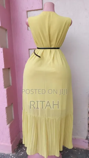 Elegant Yellow Midi Dress